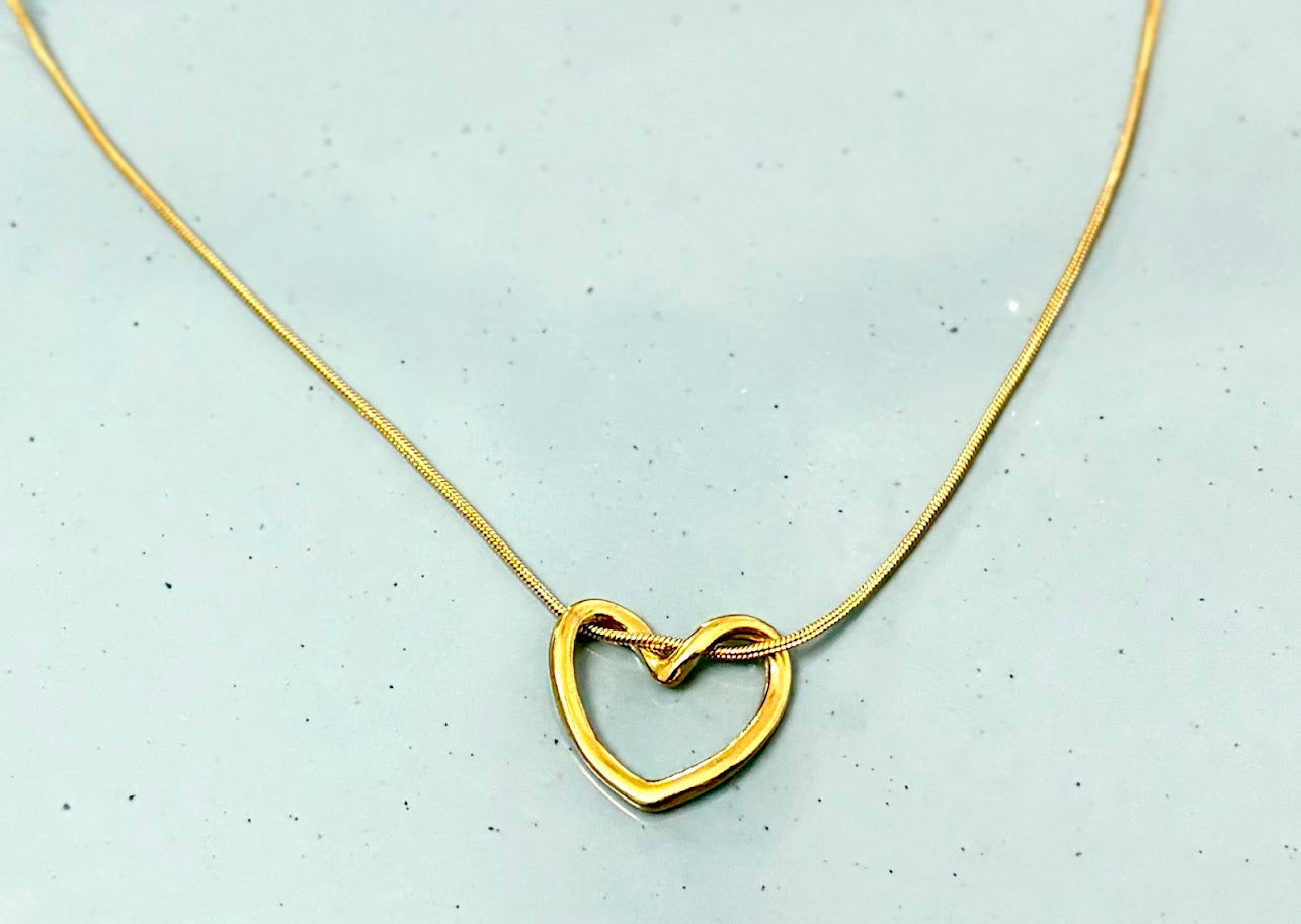 Dainty Gold Open Heart Necklace