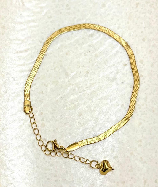 Gold Heart Snake Chain Bracelet