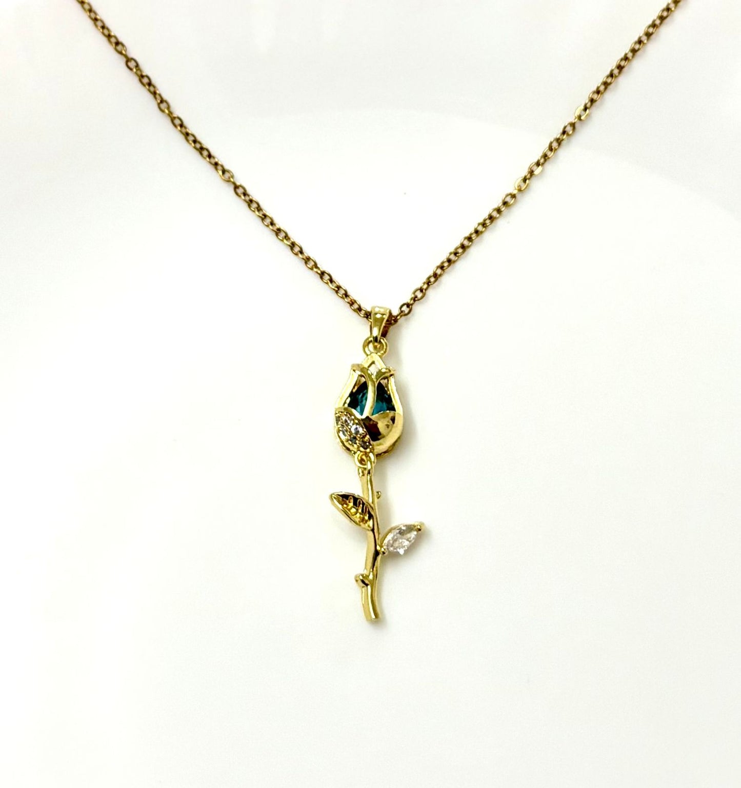 "Dewdrop Rose" Gold Necklace