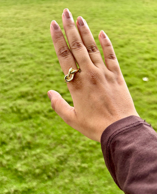 Gold Love Knot Ring