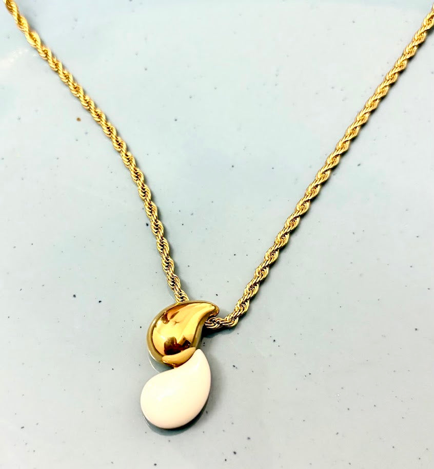 Gold & White Teardrop Pendant Necklace