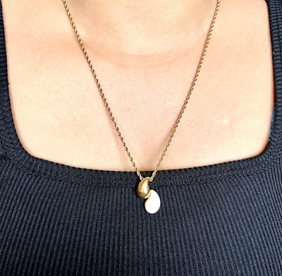 Gold & White Teardrop Pendant Necklace