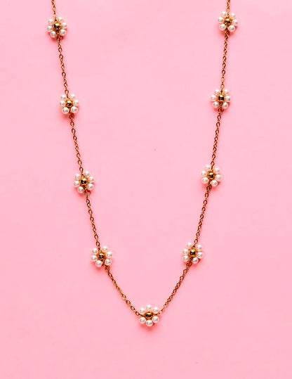 Dainty Gold & White Daisy Flower Beaded Choker Necklace