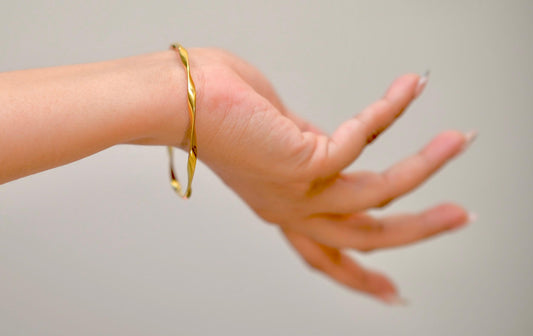 Twisted Glow Bangle