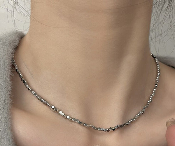 Minimal Silver Beaded Necklace